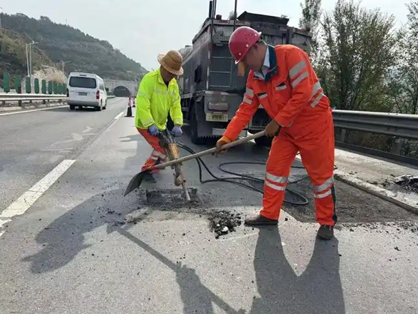 南湖沥青路面修补价格