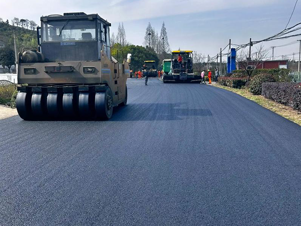 南湖沥青道路的品质优劣如何左右市政工程成败？